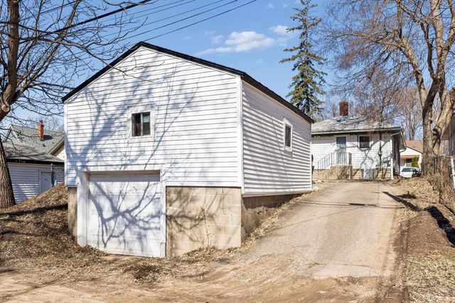 1108 6th Street E, Saint Paul, MN 55106