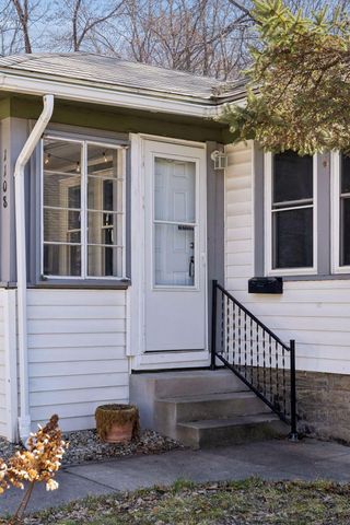 1108 6th Street E, Saint Paul, MN 55106