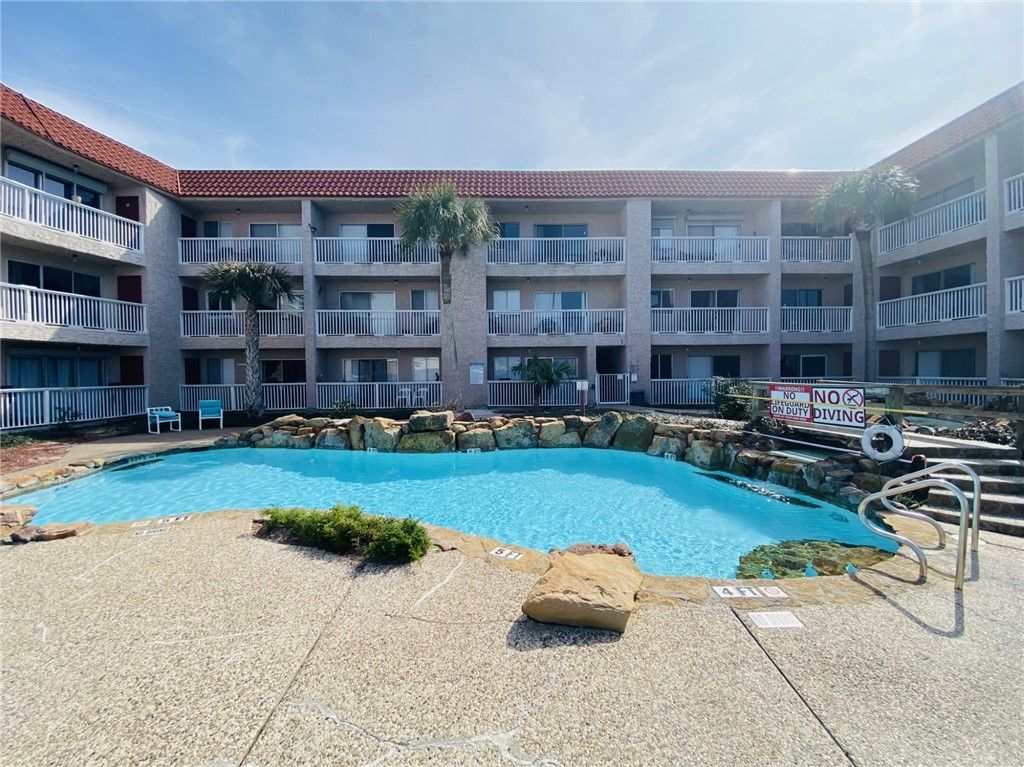 14428 Compass St 204, Corpus Christi, TX 78418