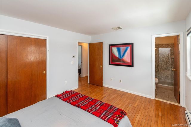 11 Shaker Court, New Windsor, NY 12553