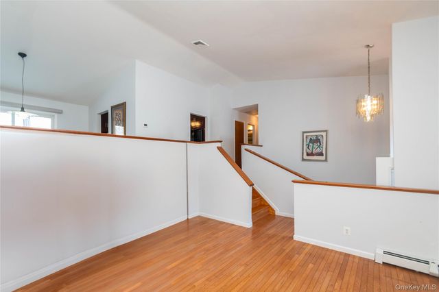 11 Shaker Court, New Windsor, NY 12553