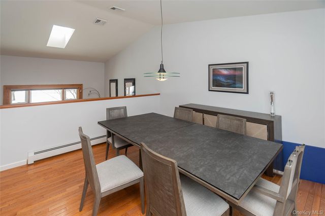 11 Shaker Court, New Windsor, NY 12553