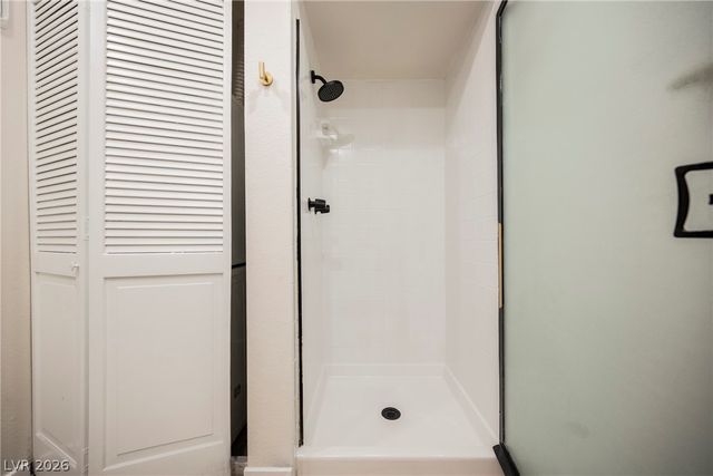 1751 East Reno Avenue 132, Las Vegas, NV 89119