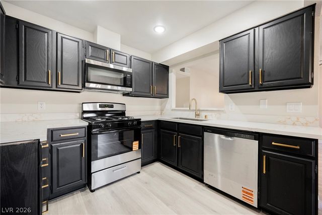 1751 East Reno Avenue 132, Las Vegas, NV 89119