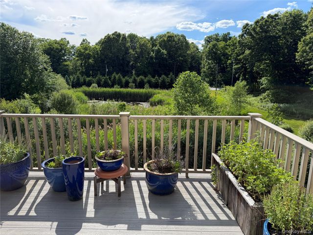 3 Langeloth Drive, Cortlandt Manor, NY 10567
