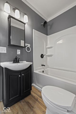 9712 N Price Street, Knightsville, IN 47857