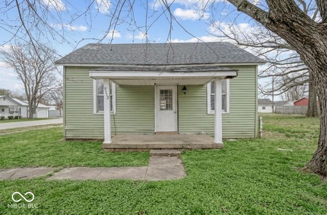 9712 N Price Street, Knightsville, IN 47857