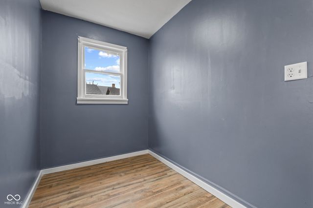 9712 N Price Street, Knightsville, IN 47857