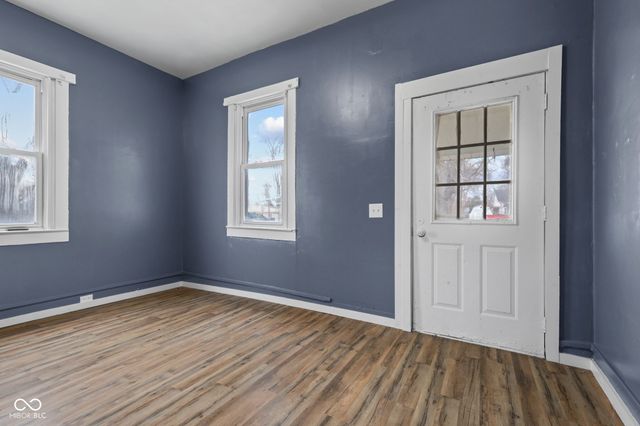 9712 N Price Street, Knightsville, IN 47857