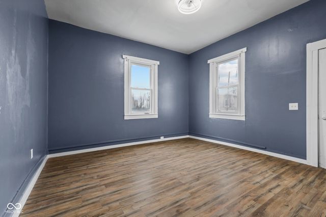 9712 N Price Street, Knightsville, IN 47857