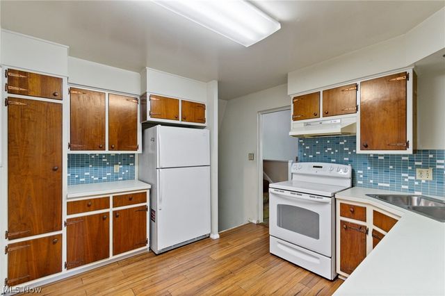 1490 Shanabrook Drive, Akron, OH 44313