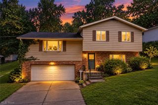 1490 Shanabrook Drive, Akron, OH 44313