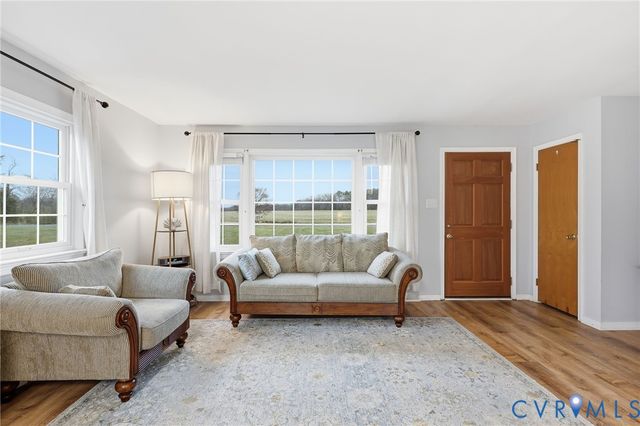 14123 Horseshoe Bridge Rd, Ashland, VA 23005