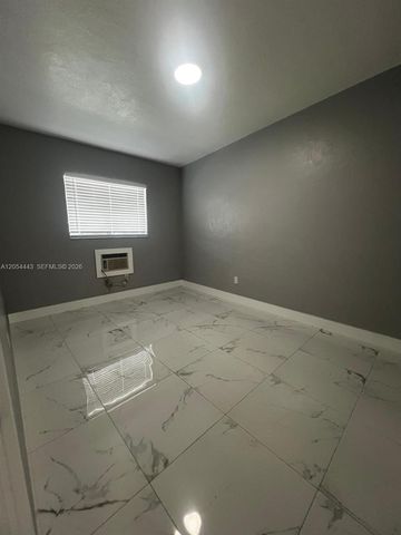2081 NW 30st St 4, Miami, FL 33142