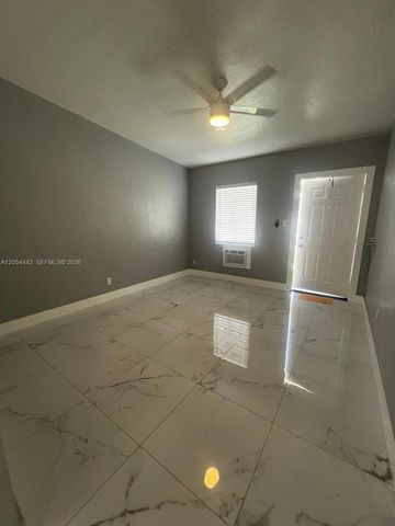 2081 NW 30st St 4, Miami, FL 33142
