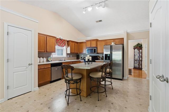405 Leatherwood Court, Lawrenceville, GA 30043