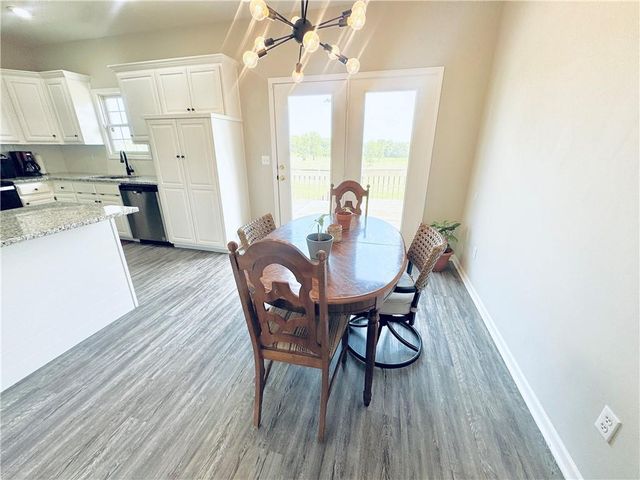 103 SW 95th Road, Warrensburg, MO 64093