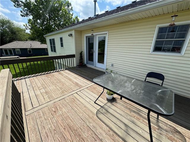 103 SW 95th Road, Warrensburg, MO 64093