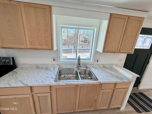 4711 Pattersonville-Rynex Corners Road, Princetown, NY 12137