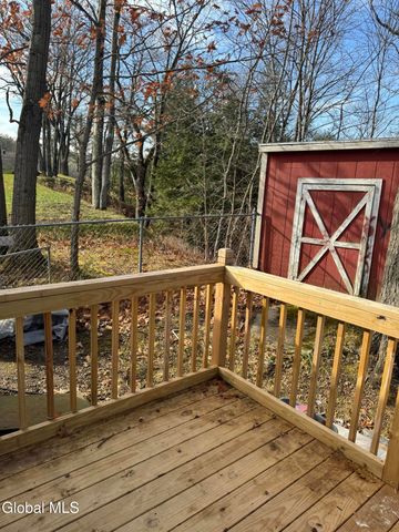 4711 Pattersonville-Rynex Corners Road, Princetown, NY 12137