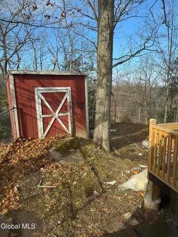 4711 Pattersonville-Rynex Corners Road, Princetown, NY 12137