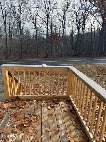 4711 Pattersonville-Rynex Corners Road, Princetown, NY 12137