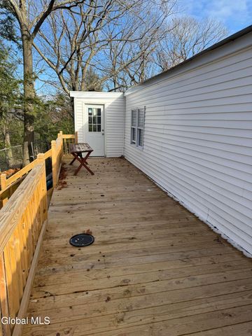 4711 Pattersonville-Rynex Corners Road, Princetown, NY 12137