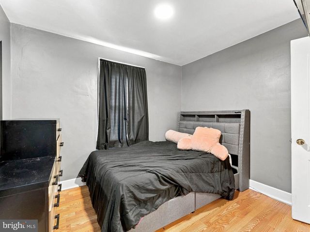 321 SYCAMORE AVE, Folsom, PA 19033