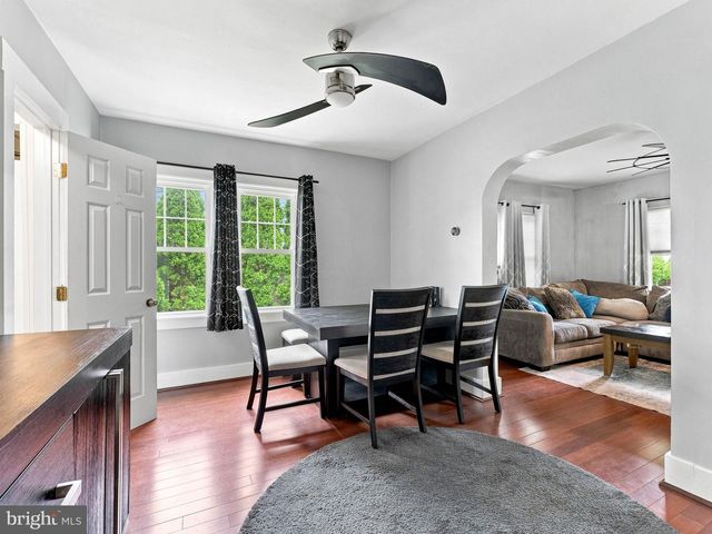 321 SYCAMORE AVE, Folsom, PA 19033