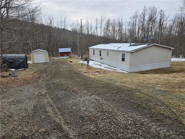 565 Ridge Road, Hancock, NY 13783