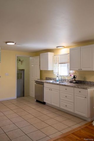 5052 Beecher Road, Flint, MI 48532