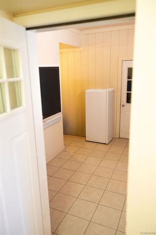 5052 Beecher Road, Flint, MI 48532