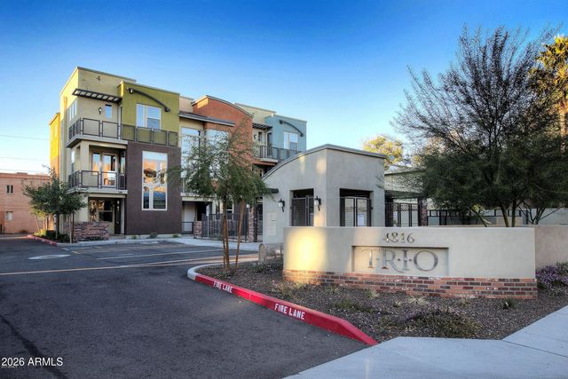4816 N WOODMERE FAIRWAY -- 1005, Scottsdale, AZ 85251
