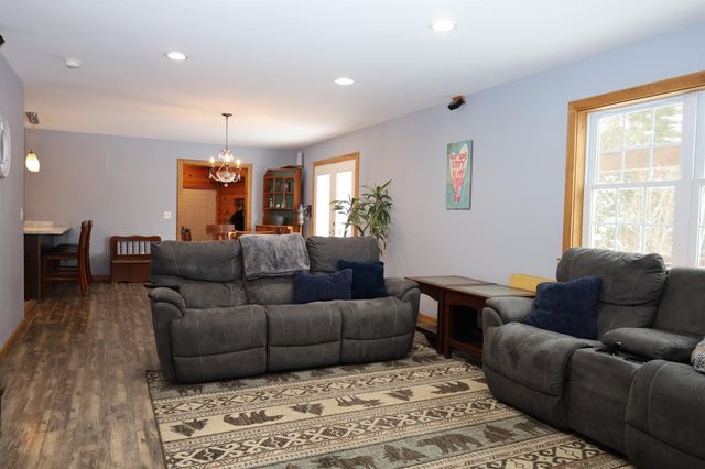 131 Buchler Road, Lyndon, VT 05851