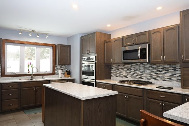 131 Buchler Road, Lyndon, VT 05851