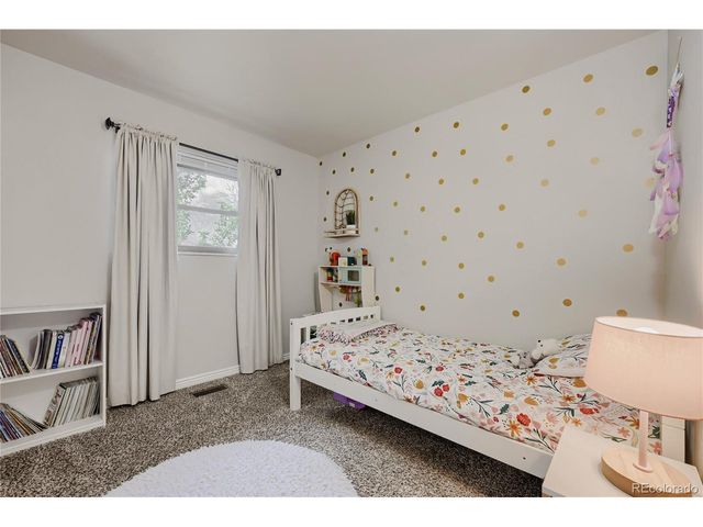 7452 Colonial Dr, Fountain, CO 80817