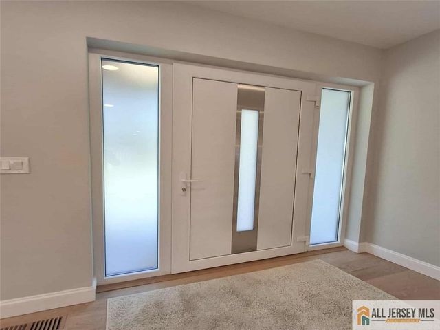 440 Railroad Avenue, South Amboy, NJ 08879