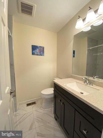 2548 S 2ND ST, Philadelphia, PA 19148