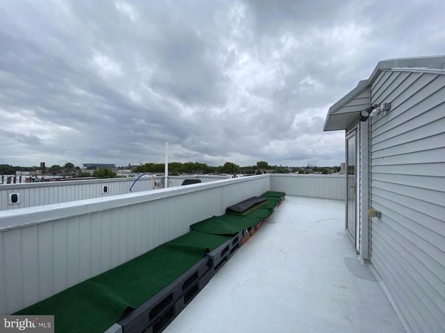 2548 S 2ND ST, Philadelphia, PA 19148