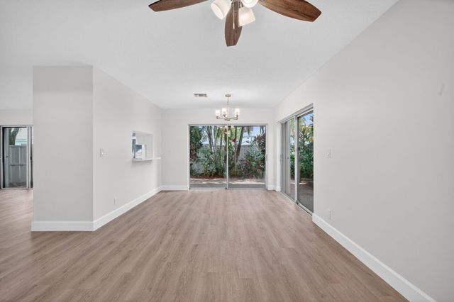 9870 NW 2nd Street, Plantation, FL 33324