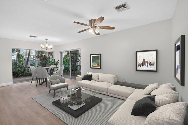 9870 NW 2nd Street, Plantation, FL 33324