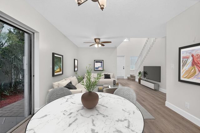 9870 NW 2nd Street, Plantation, FL 33324