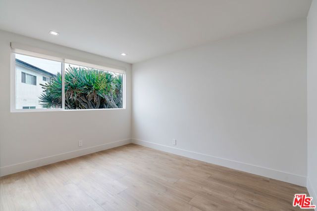 12425 Texas Avenue 6, Los Angeles, CA 90025