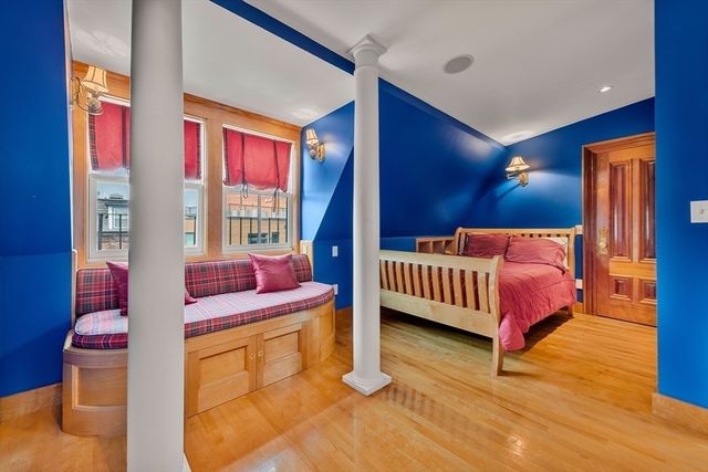 218 W Springfield Street, Boston, MA 02118