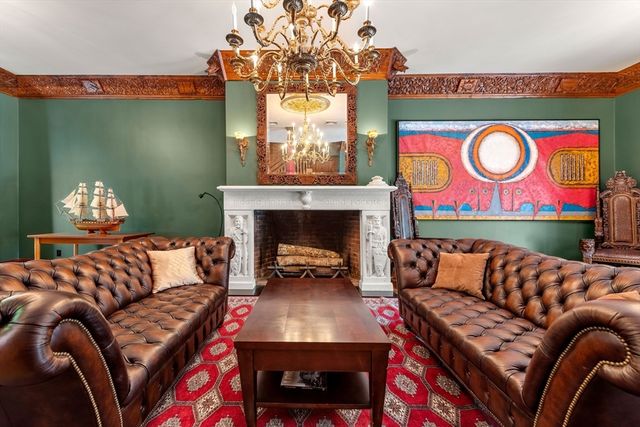 218 W Springfield Street, Boston, MA 02118