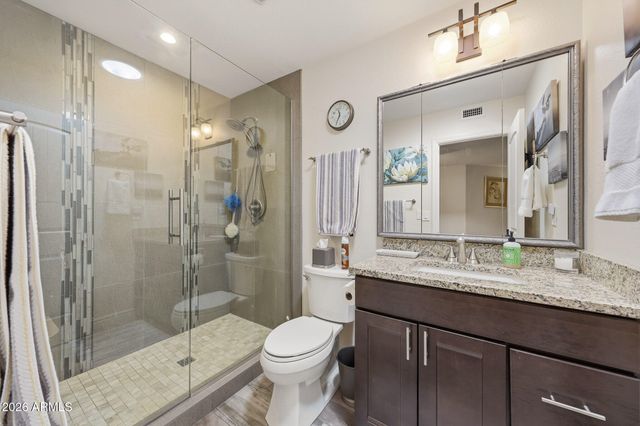 10101 W PINEAIRE Drive, Sun City, AZ 85351