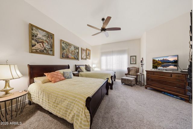 10101 W PINEAIRE Drive, Sun City, AZ 85351