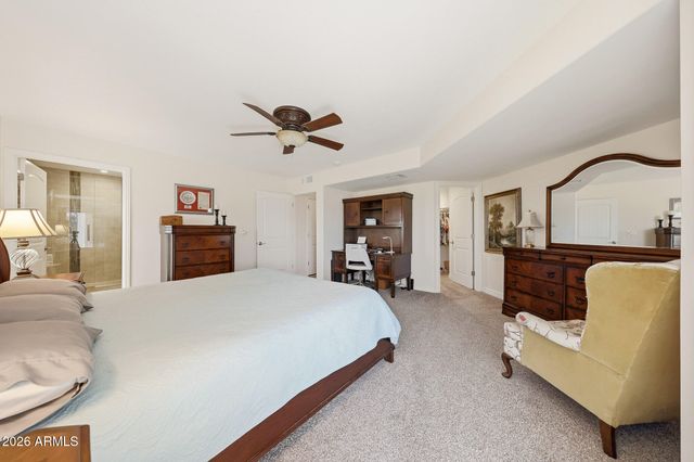 10101 W PINEAIRE Drive, Sun City, AZ 85351