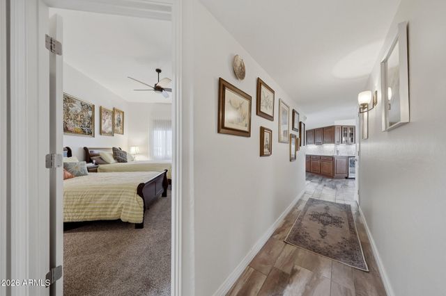 10101 W PINEAIRE Drive, Sun City, AZ 85351