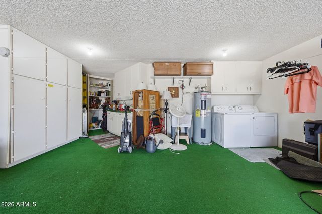 10101 W PINEAIRE Drive, Sun City, AZ 85351